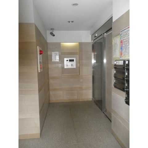 �y�G���g�����X�z�@
