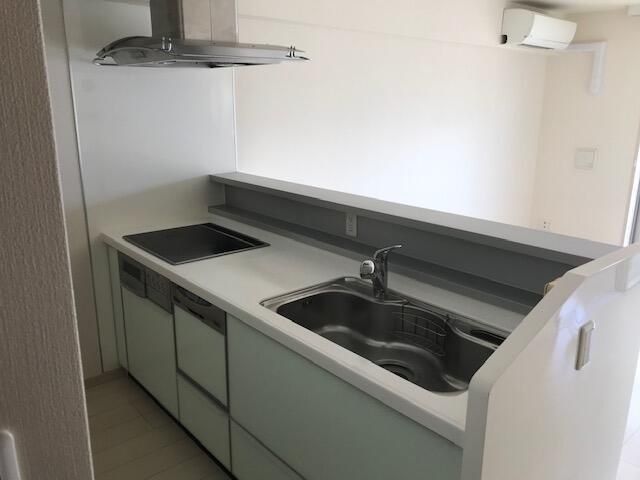 �y�L�b�`���z�@