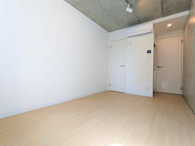 �y���̑������E�X�y�[�X�z�@