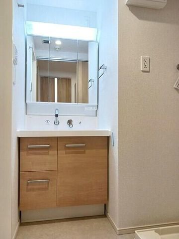 �y���ʏ��z�@