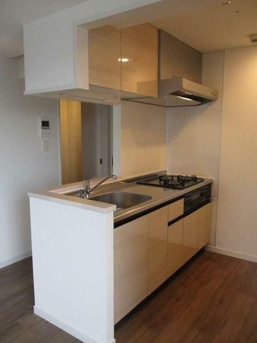 �y�L�b�`���z�@