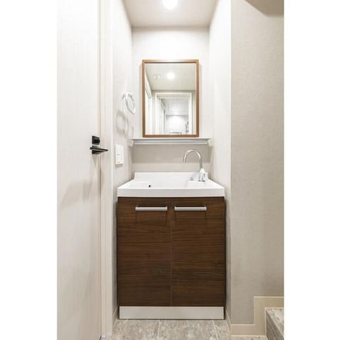 �y���ʏ��z�@