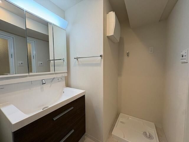 �y���̑��ݔ��z�@