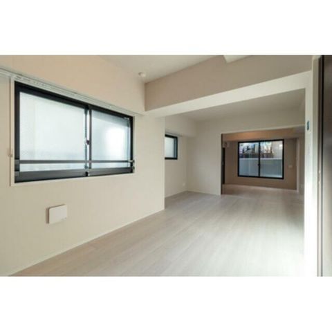 �y���ԁE���r���O�z�@