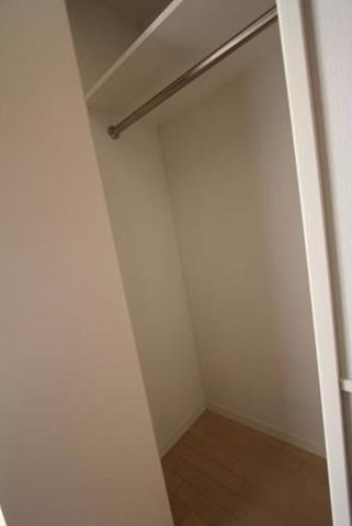 �y���[�z�@�N���[�[�b�g