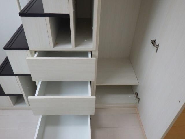 �y���ԁE���r���O�z�@