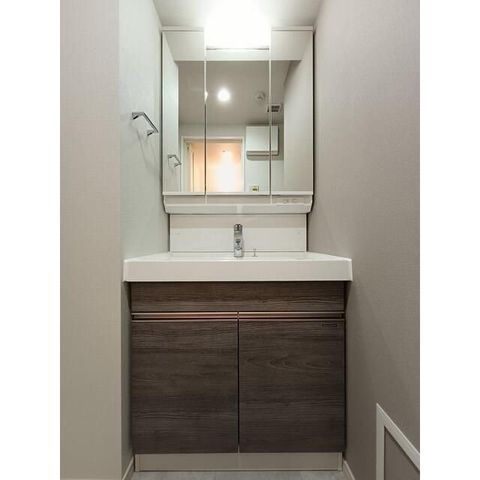 �y���ʏ��z�@