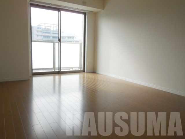 �y���ԁE���r���O�z�@