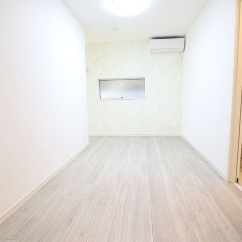 �y���ԁE���r���O�z�@