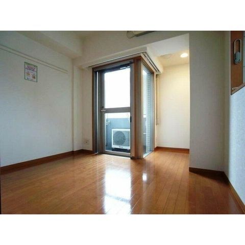 �y�o���R�j�[�z�@