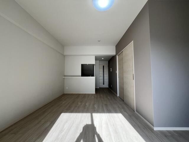 �y���ԁE���r���O�z�@