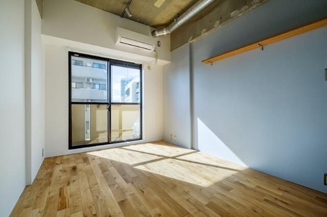 �y���̑������E�X�y�[�X�z�@