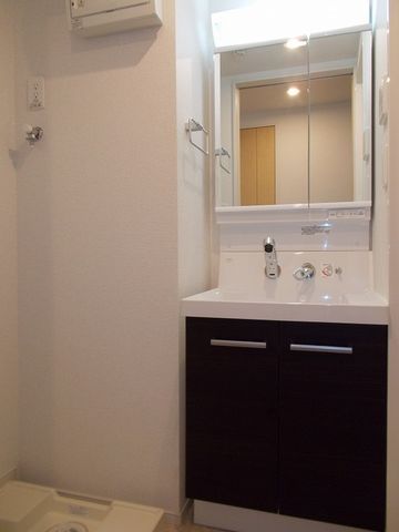 �y���ʏ��z�@