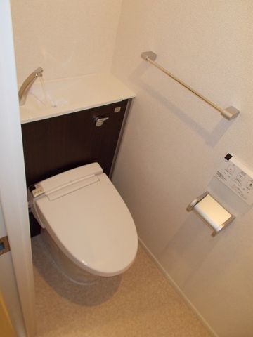 �y�g�C���z�@