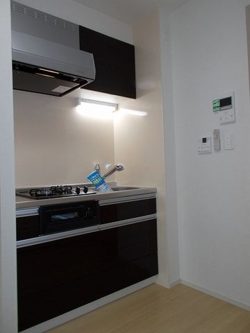 �y�L�b�`���z�@