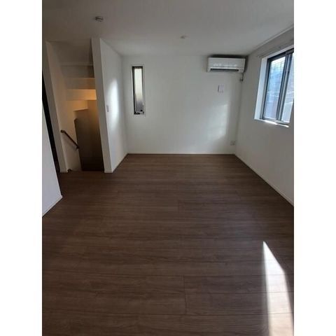 �y���ԁE���r���O�z�@