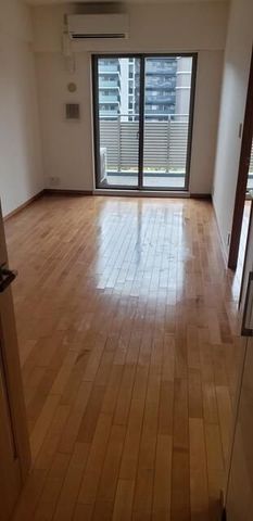 �y���ԁE���r���O�z�@