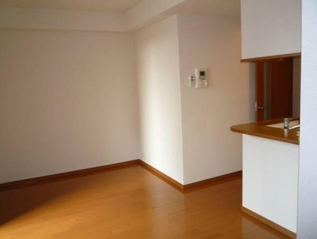 �y���ԁE���r���O�z�@����