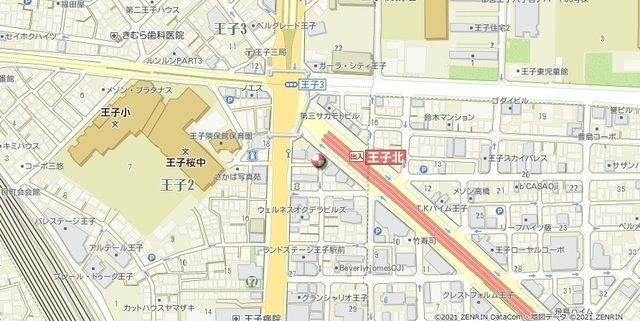 �y�n�}�z�@