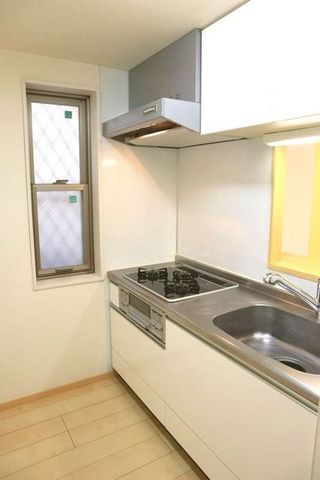 �y�L�b�`���z�@