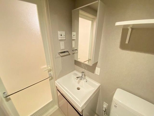 �y���ʏ��z�@