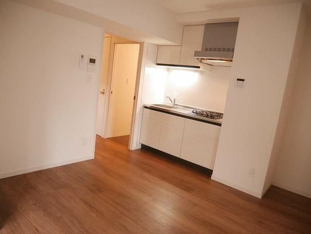 �y���̑������E�X�y�[�X�z�@