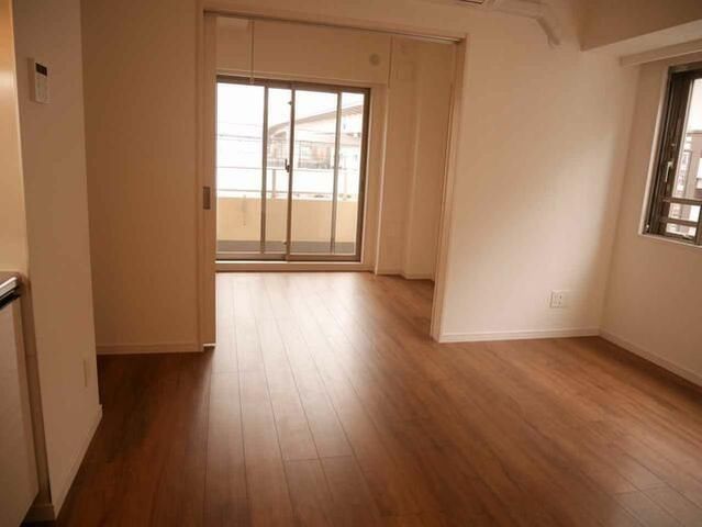 �y���̑������E�X�y�[�X�z�@