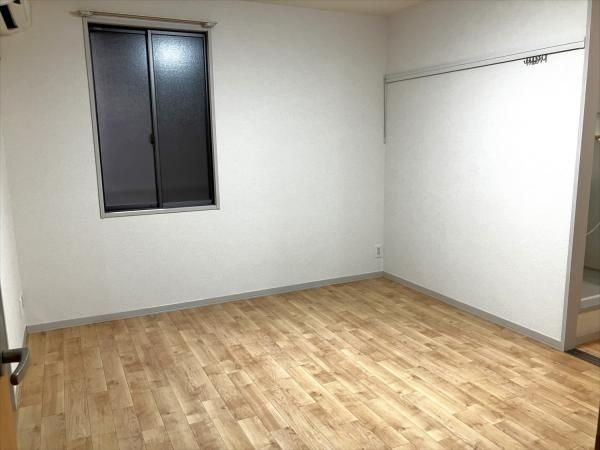 �y���ԁE���r���O�z�@