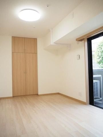 �y���̑������E�X�y�[�X�z�@