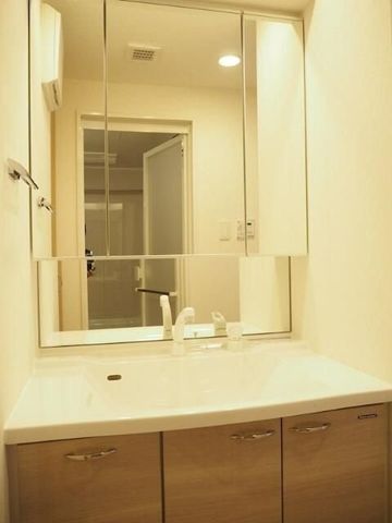 �y���ʏ��z�@