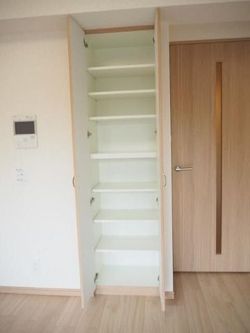 �y���[�z�@