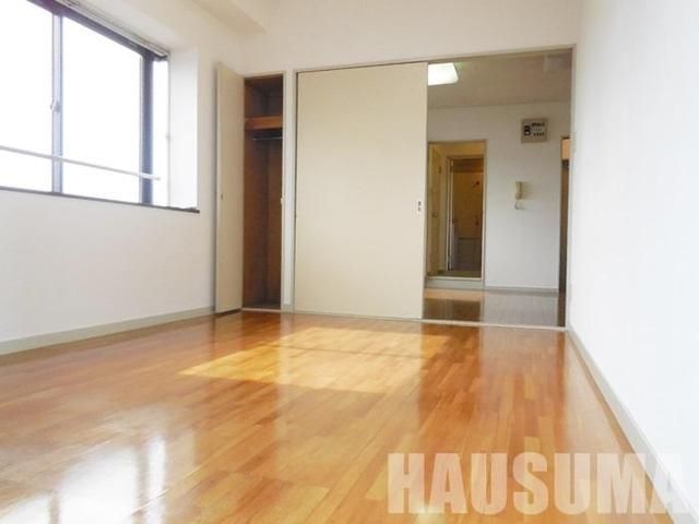 �y���ԁE���r���O�z�@