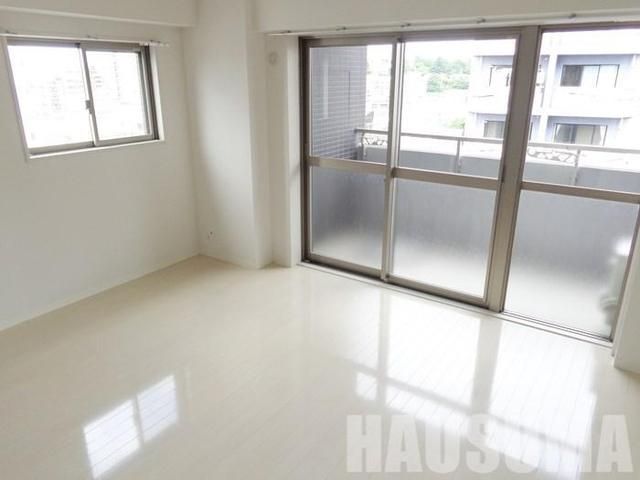 �y���ԁE���r���O�z�@