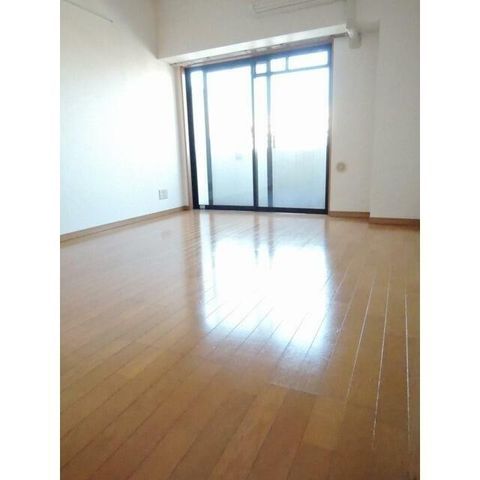 �y���ԁE���r���O�z�@