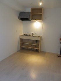 �y���ԁE���r���O�z�@