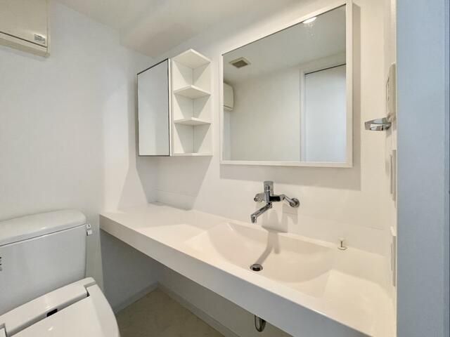 �y���ʏ��z�@