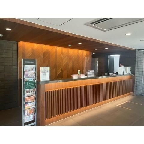 �y�G���g�����X�z�@