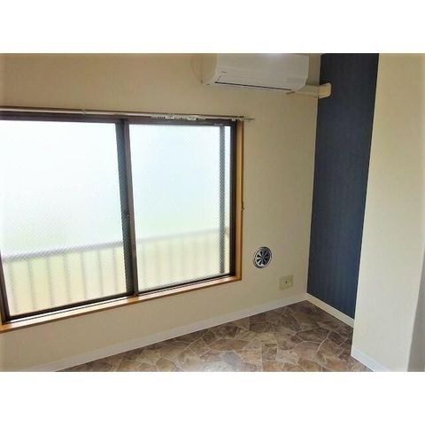 �y���ԁE���r���O�z�@