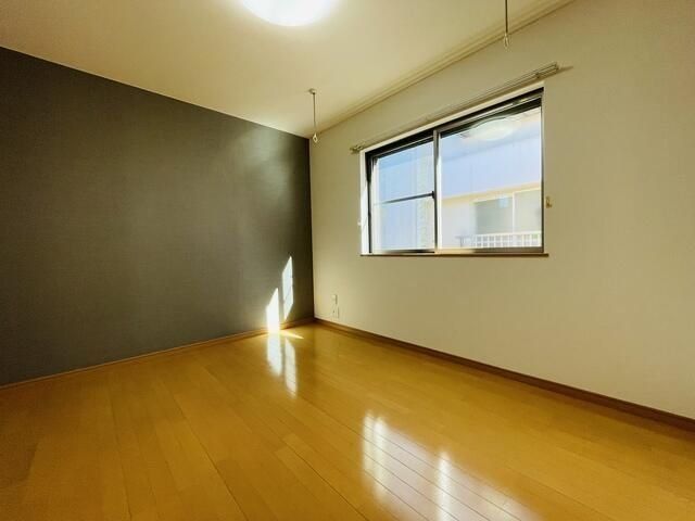 �y���ԁE���r���O�z�@