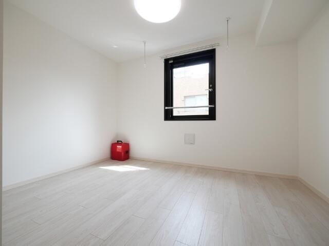 �y���ԁE���r���O�z�@