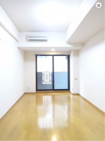 �y���ԁE���r���O�z�@����