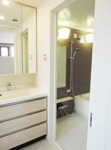 �y�o�X�z�@����