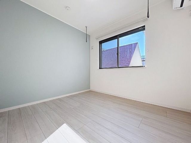 �y���̑������E�X�y�[�X�z�@