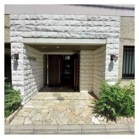 �y�G���g�����X�z�@