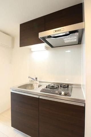 �y�L�b�`���z�@