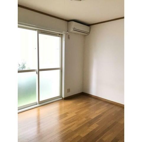 �y���ԁE���r���O�z�@