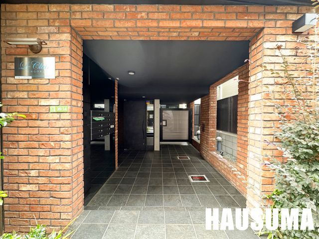 �y�G���g�����X�z�@