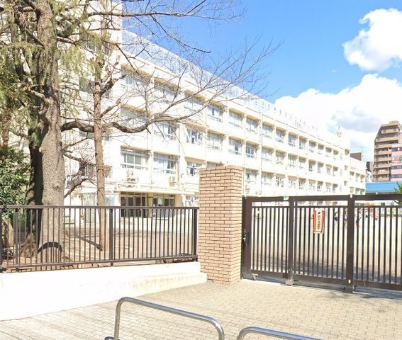 �y���Ӂz�@�L���旧���a���w�Z �k��5���B 350m