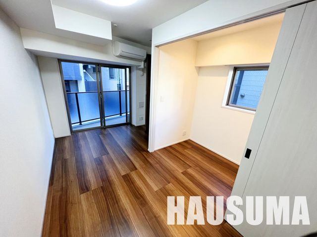 �y���ԁE���r���O�z�@