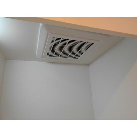 �y���̑��ݔ��z�@